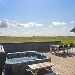 度假居 Jonna - 700m From The Sea By Interhome