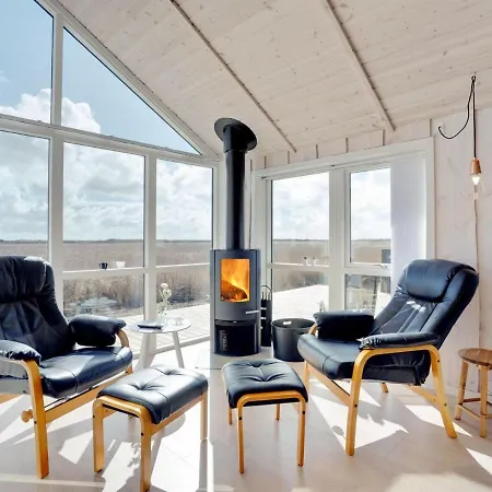 Casa vacanze Jonna - 700m From The Sea In Western Jutland By Interhome *