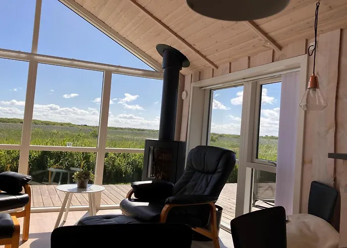 Jonna - 700m From The Sea By Interhome *